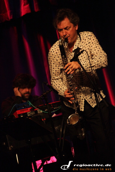 Denis Colin & La SociéTé des Arpenteurs (live in Ludwigshafen, 2010)