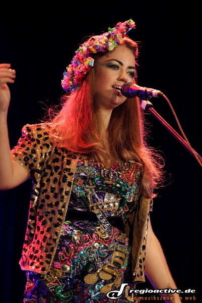 Aura Dione (live in Mannheim, 2010)
