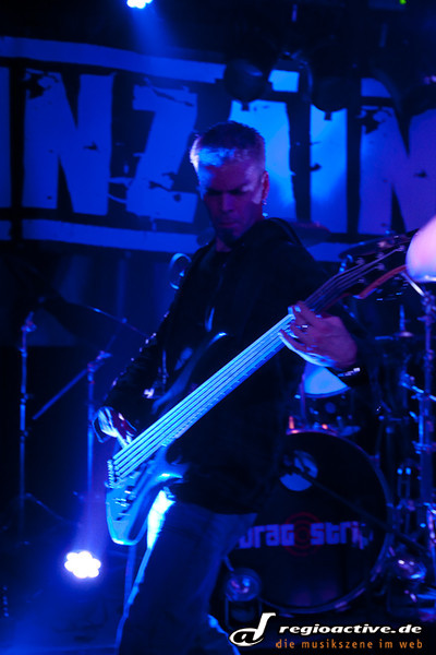 Inzaine (live in Hamburg, 2010)