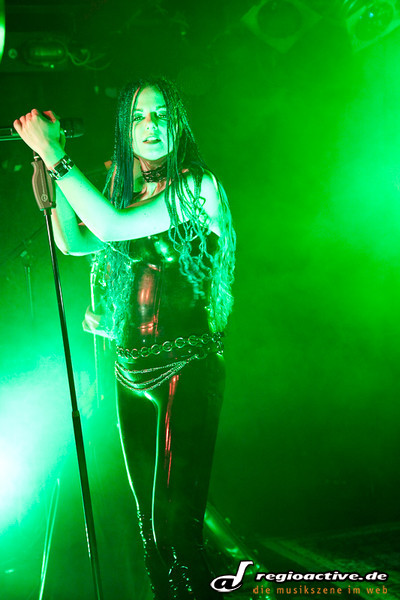 Lahannya (live in Hamburg, 2010)